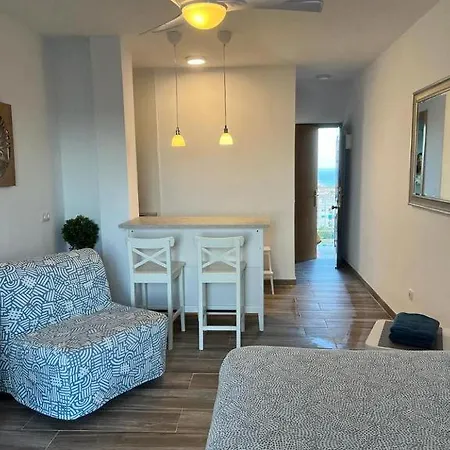 Appartement Lovely In *